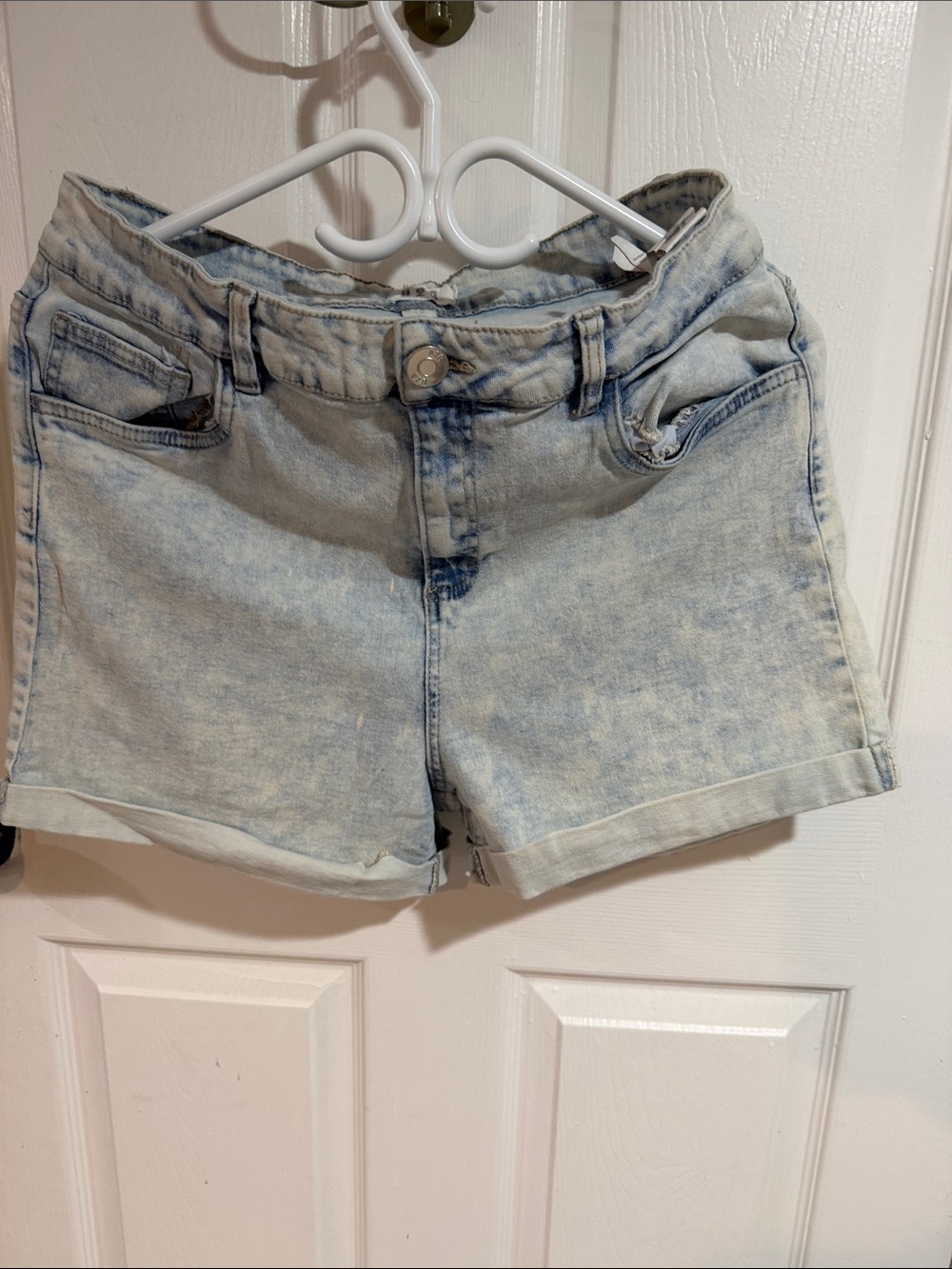 Urban Planet Light Acid Wash Denim Shorts - Pale Blue